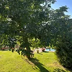 Hamlicka Chaloupka Na Samote *