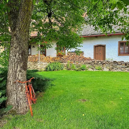 Prázdninový dům Hamlička Chaloupka Na Samotě *