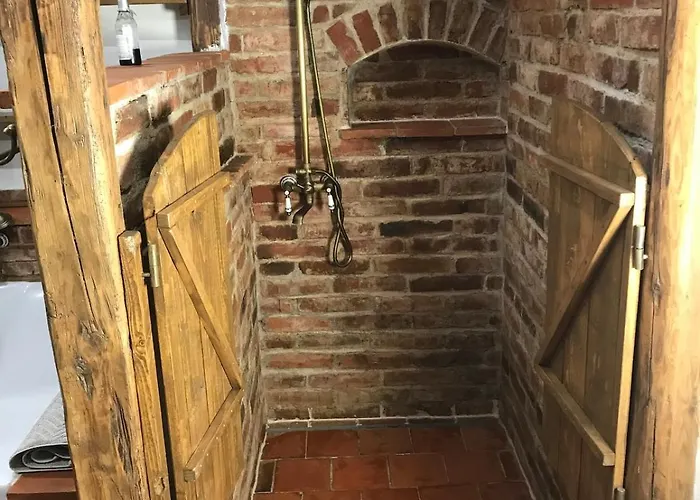 Hamlicka Chaloupka Na Samote Nyaraló