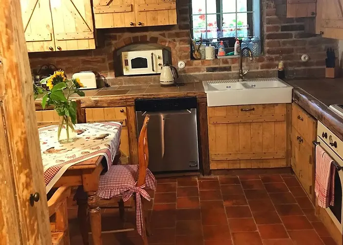 Hamlicka Chaloupka Na Samote Nyaraló